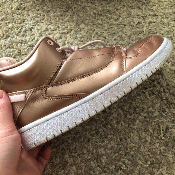 Jordan Other - (Crosspost) Jordan Fade-away Rosegold